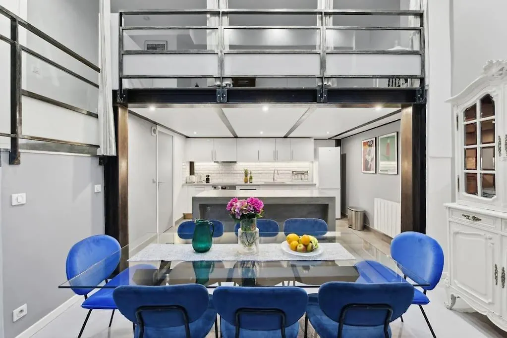 Montmartre Theater Loft Lägenhet Paris